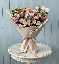 Букет цветов из:  Розы и Лизиантусы в Маме