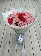 Букет цветов из:  Альстромерии в Маме