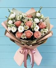 Букет цветов из:  Розы, Альстромерии и Лизиантусы в Маме