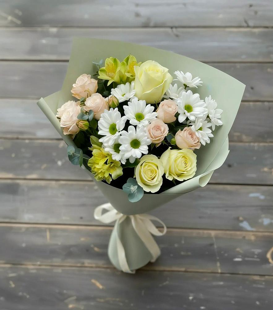 Букет цветов из: Альстромерии, Розы и Хризантемы в Маме