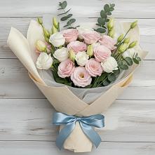 Букет цветов из:  Лизиантусы в Маме