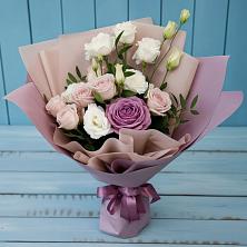 Букет цветов из:  Розы и Лизиантусы в Маме