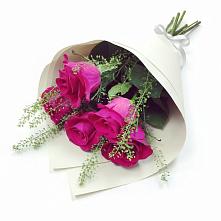Букет цветов из:  Розы в Маме