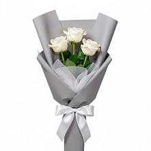 Букет 3 белые розы в Маме