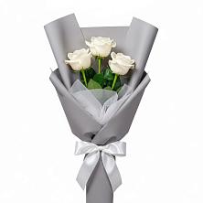 Букет 3 белые розы в Маме