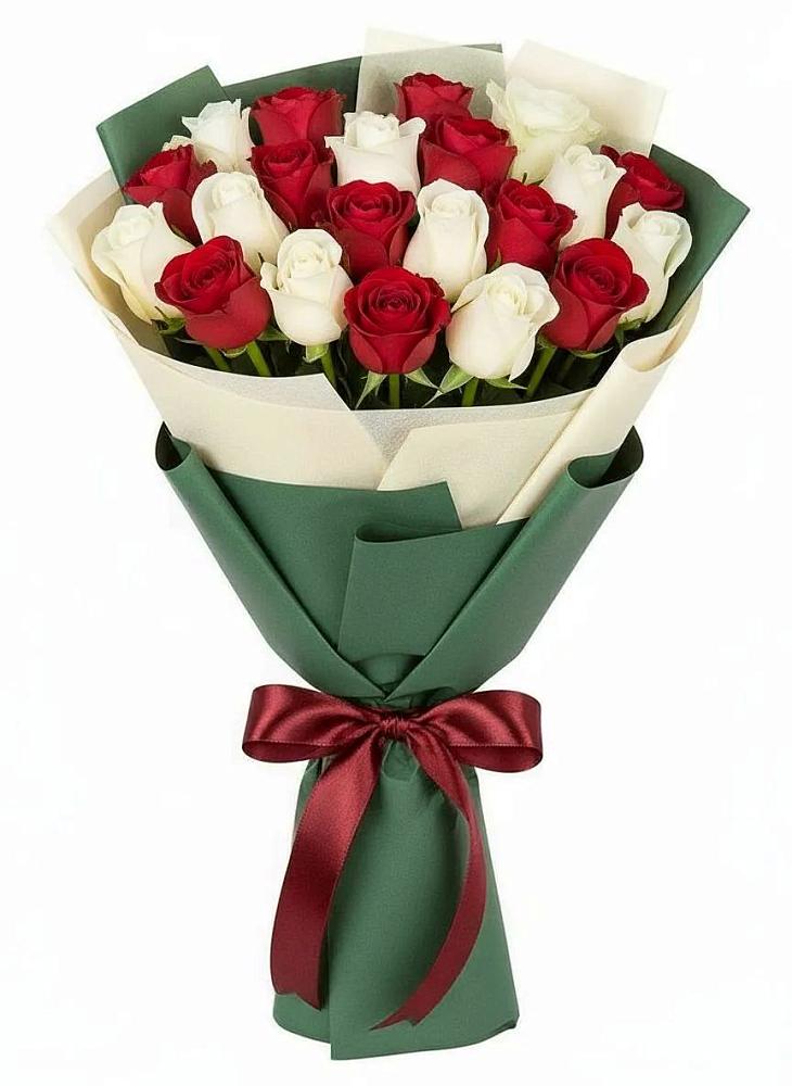 Букет Микс из красных и белых роз в Маме