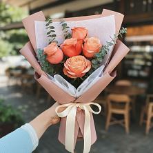 Букет цветов из:  Розы в Маме