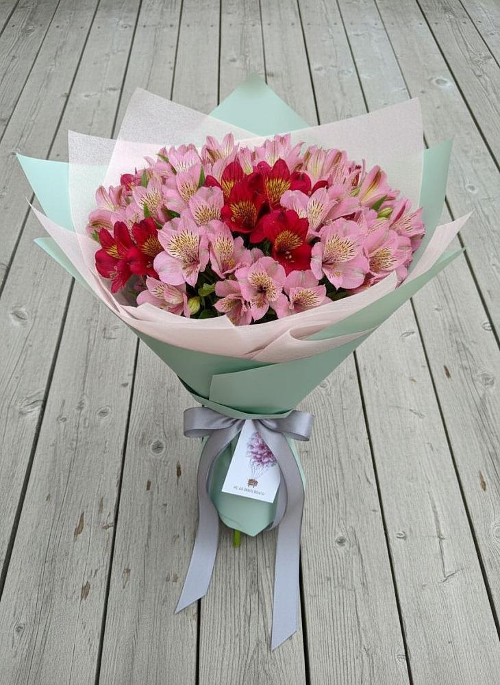 Букет цветов из: Альстромерии в Маме