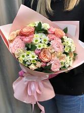 Букет нежные объятья в Маме Букет цветов из: Гвоздики, Розы и Хризантемы в Маме