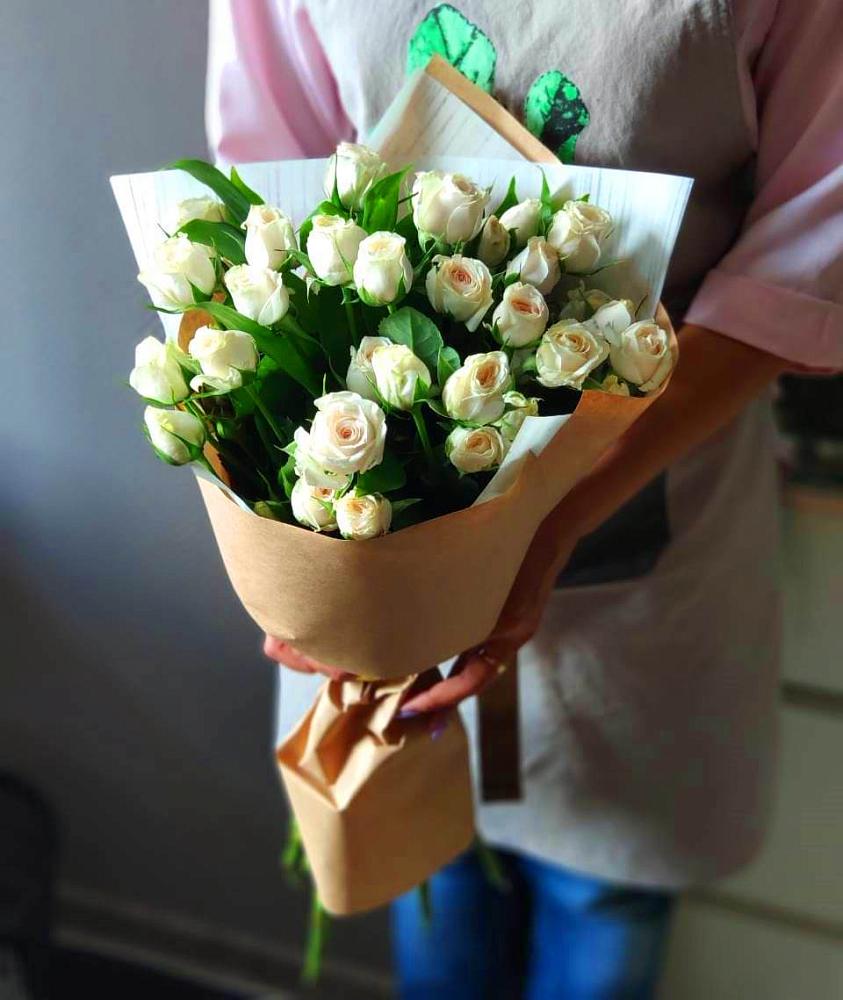 Букет цветов из: Розы в Маме