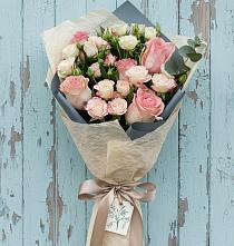 Букет цветов из:  Розы в Маме