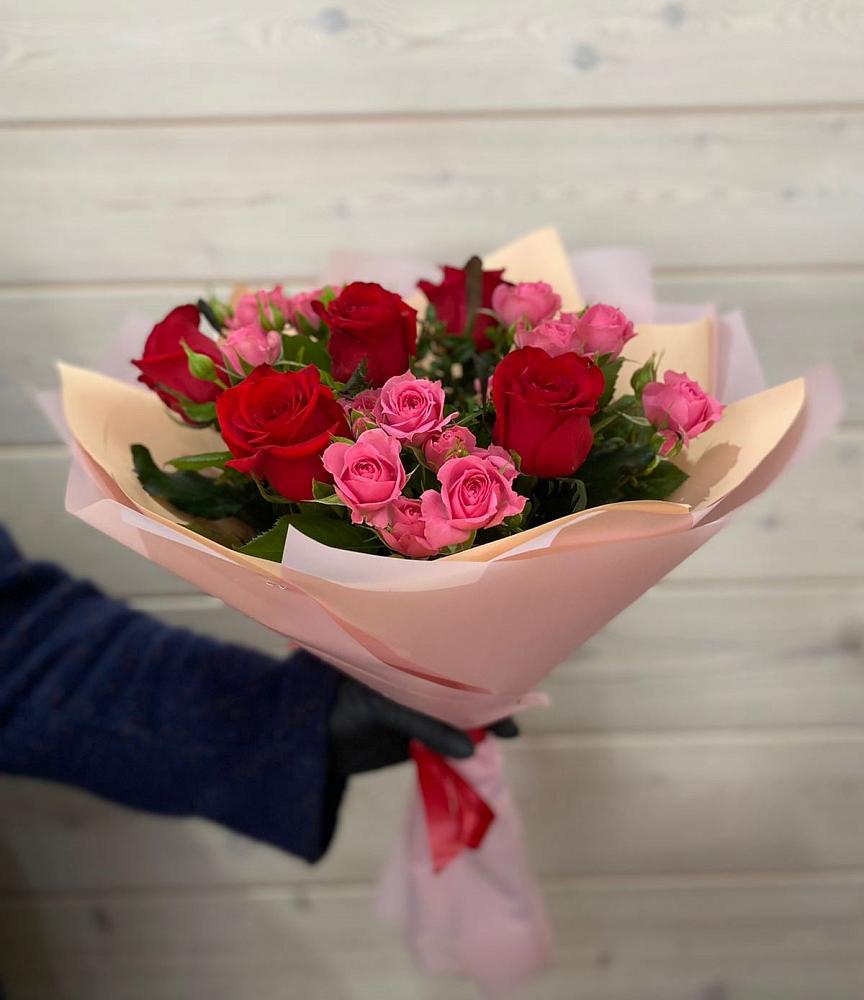 Букет цветов из: Розы в Маме