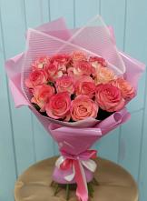 Букет 15 Розовых роз Равель в Маме