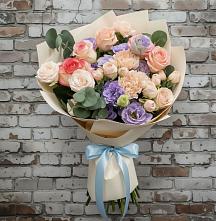 Букет цветов из:  Розы, Лизиантусы и Гвоздики в Маме