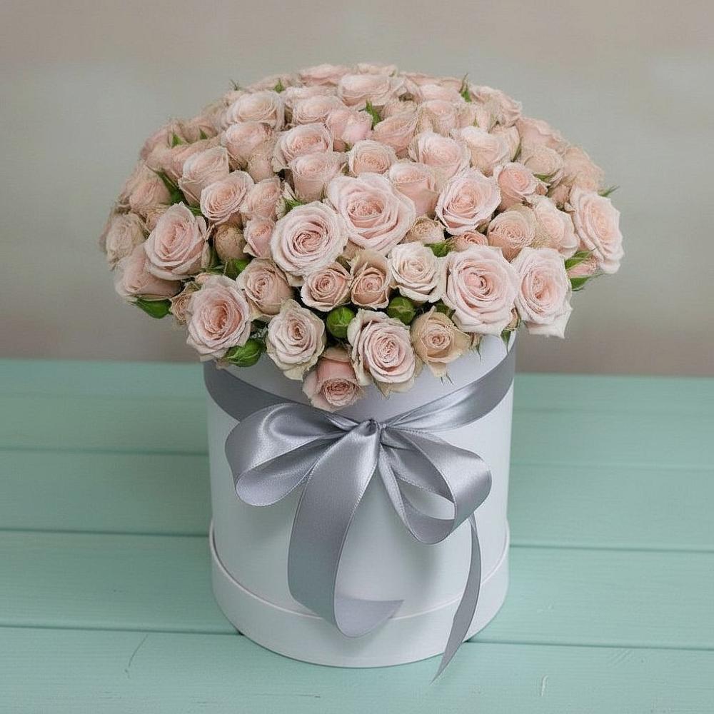 Цветочная композиция из Розы в шляпной коробке в Маме